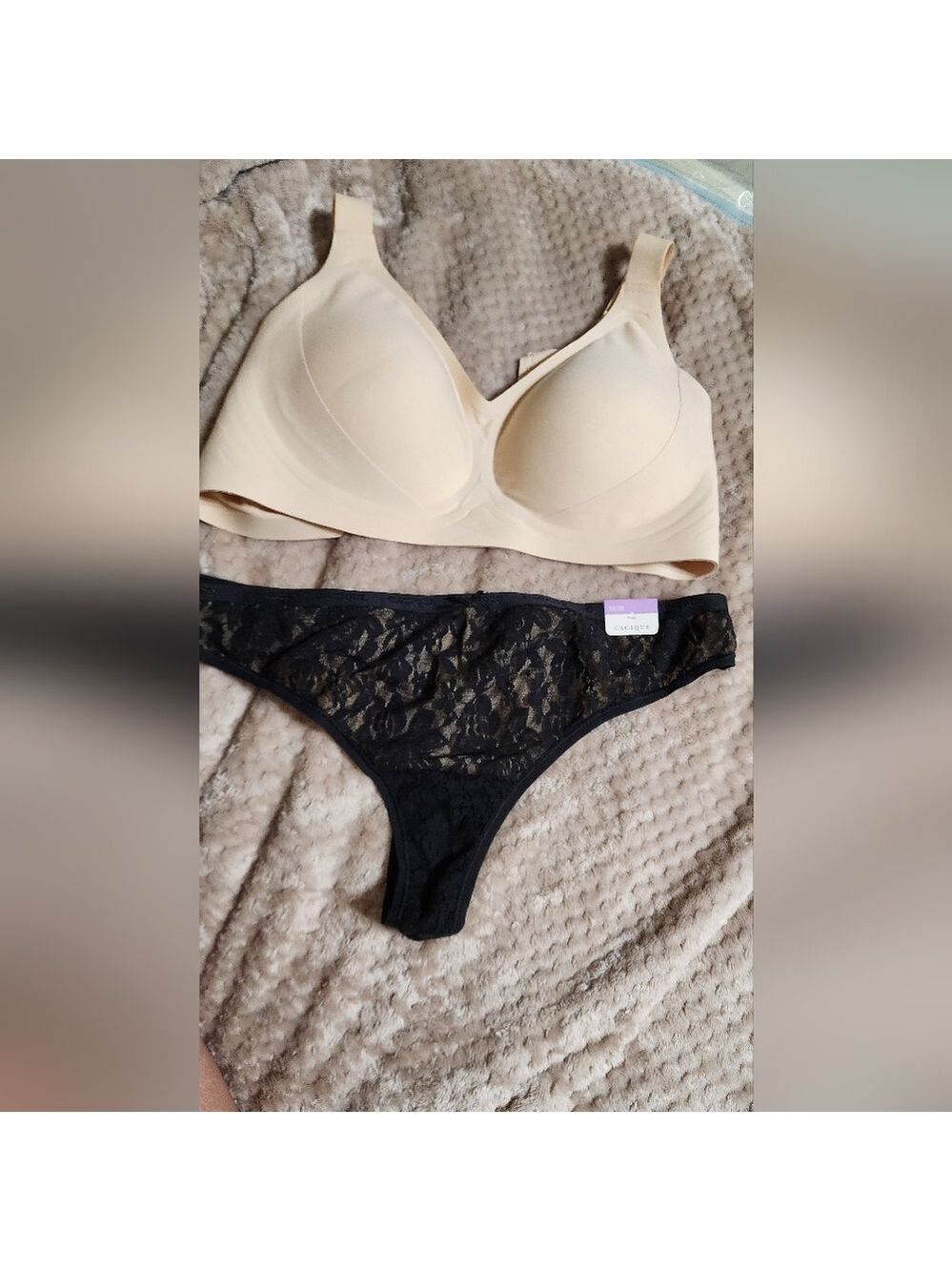 PLUS Seamless Bra with Smooth Microfiber
